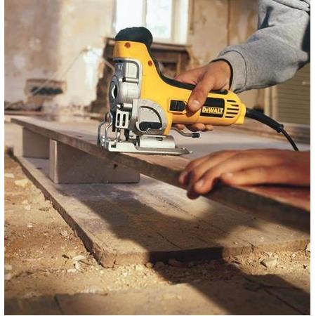 Dewalt DW333K Dekupaj Testere 701w